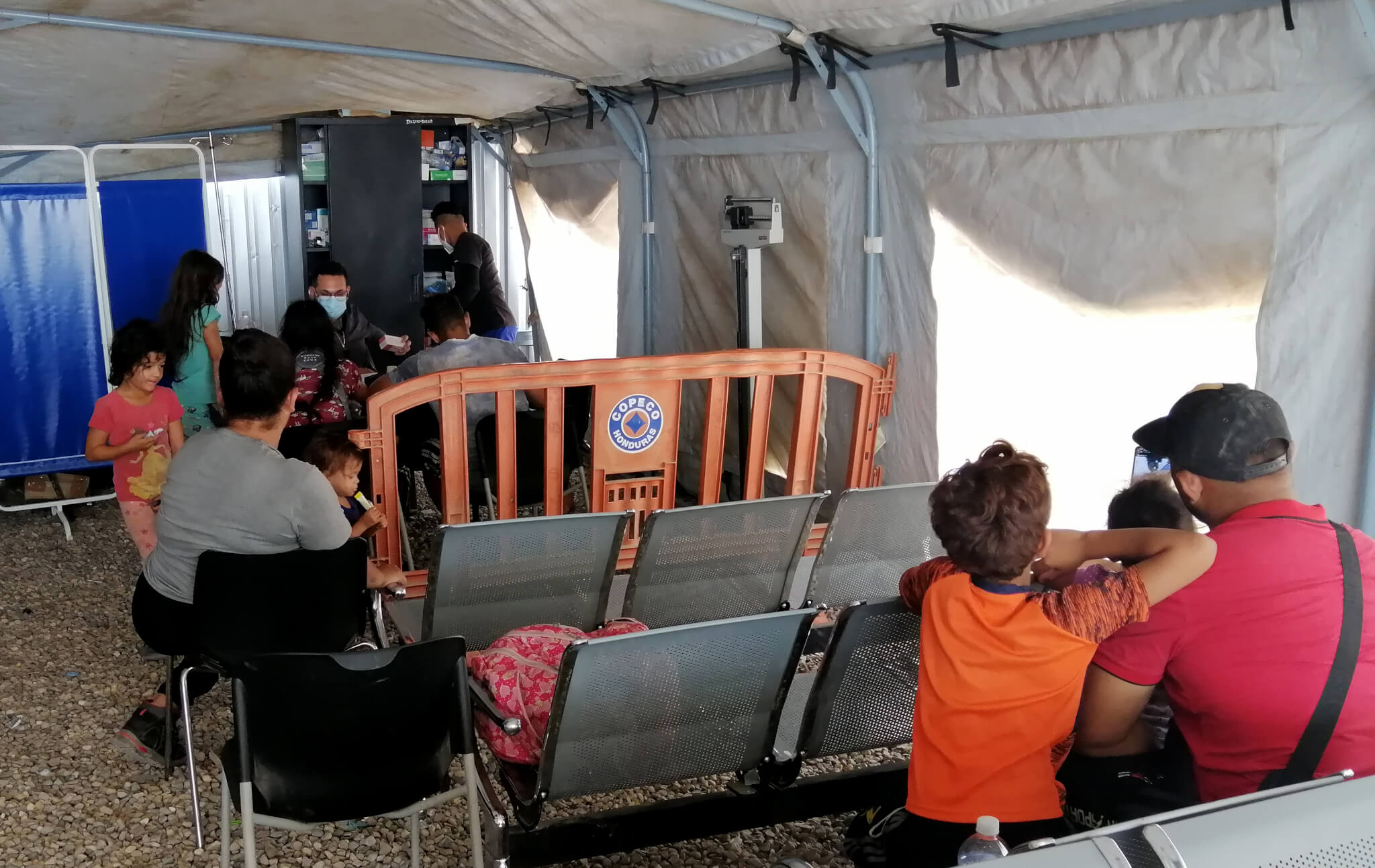 Clinic in Honduras extends loving care to migrants